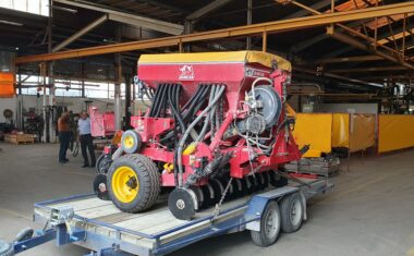 Electric Drive Gravity Drills - Fieldmate Edrive fitted - Duncan DD30 seed drill Air seeder fitted with FieldMate electric drive control system installation complete ready for shipping