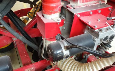 Electric Drive Gravity Drills - Fieldmate Edrive fitted - Duncan DD30 FieldMate electric Drive side mount on flexiseeder stainless steel metering unit for seed RIGHT motor